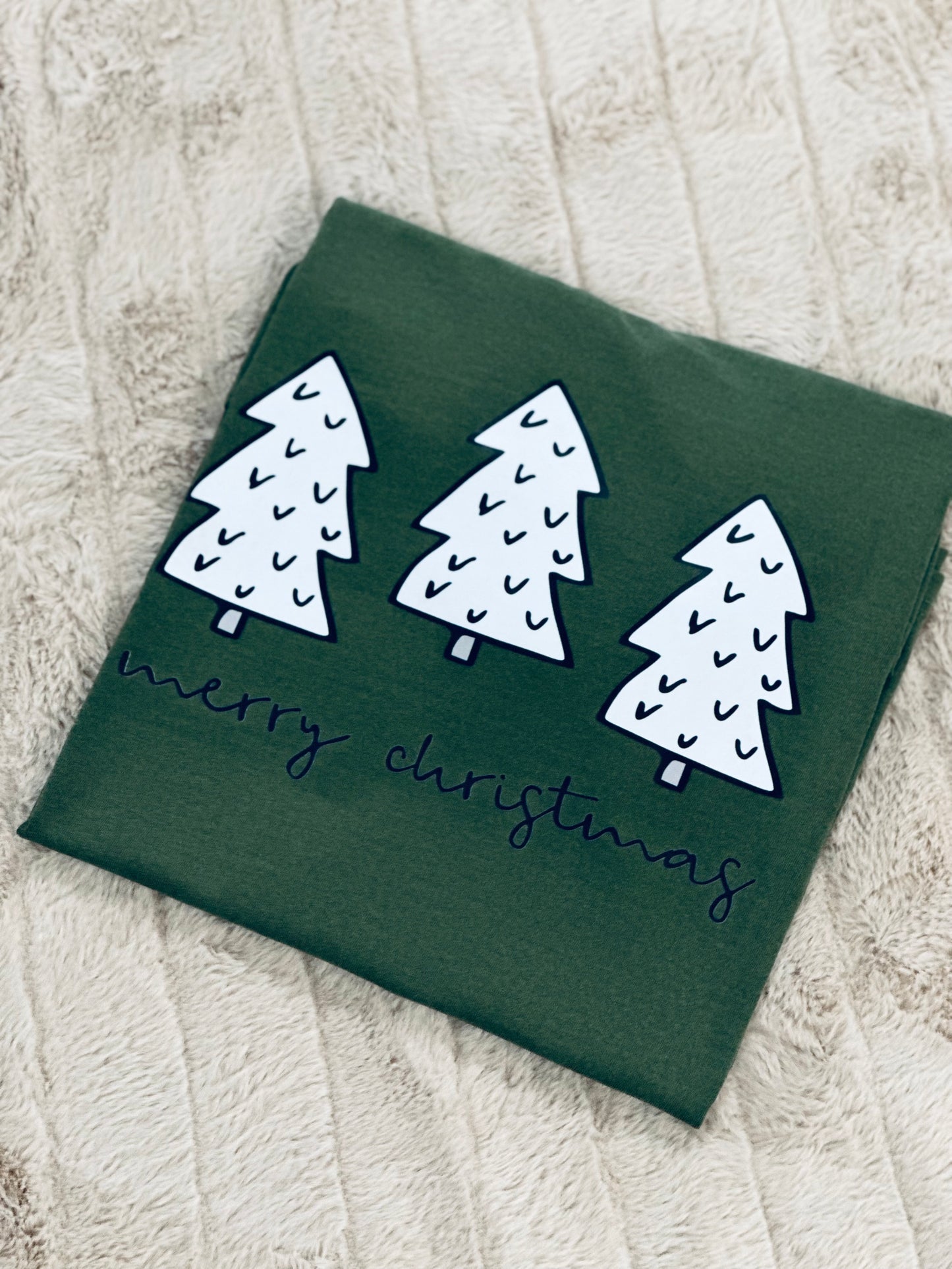 Merry Christmas Tree's Graphic Shirt
