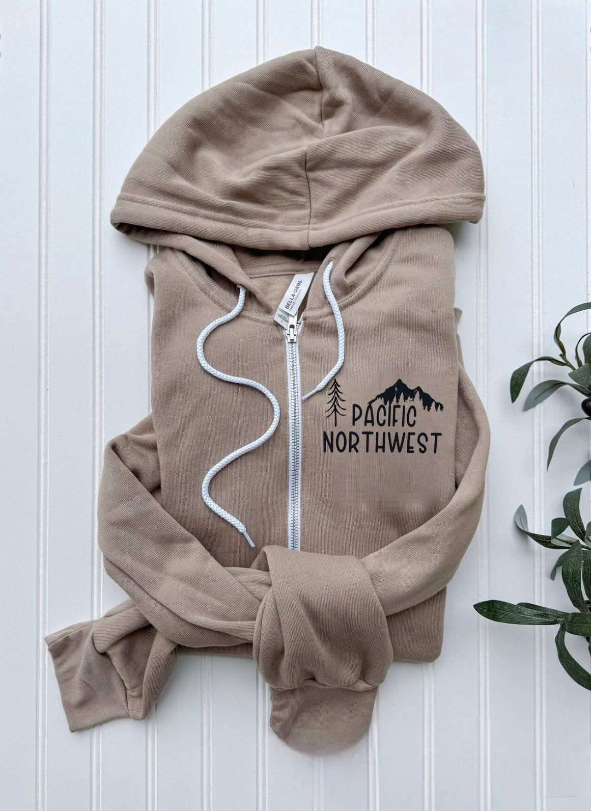 Wildlife Pacific Northwest Exclusive Zip-Up