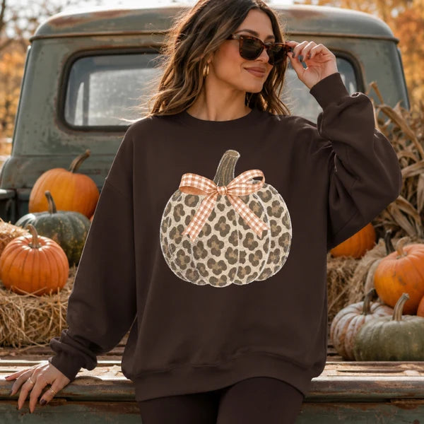 Bow Pumpkin Leopard Graphic Shirt